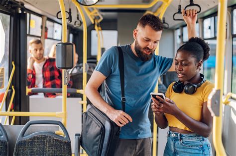 feestbus hermes|Studenten lovend over feestbus tussen Hasselt en Diepenbeek .